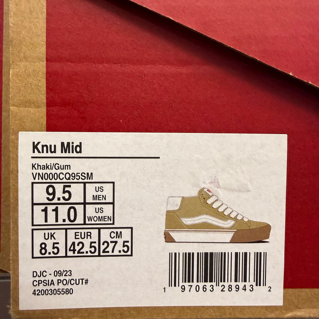 VANS MEN'S 9.5 KNU SKOOL MID SUEDE CHUNKY SKATEBOARDING SHOES KHAKI GUM NIB