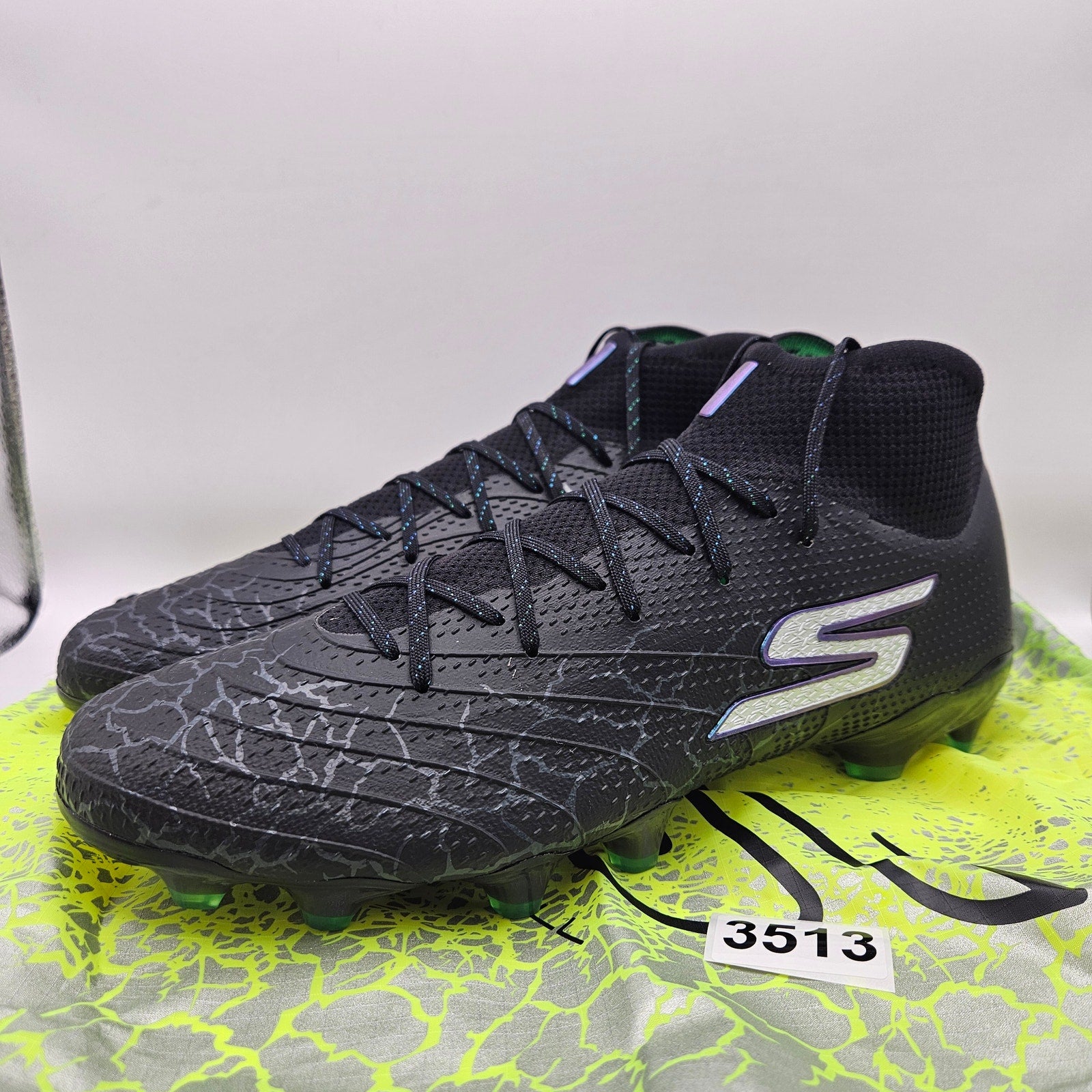SKECHERS MEN'S 12 SKX 1.5 HIGH ELITE FG SOCCER CLEATS BLACK GREEN NWOB