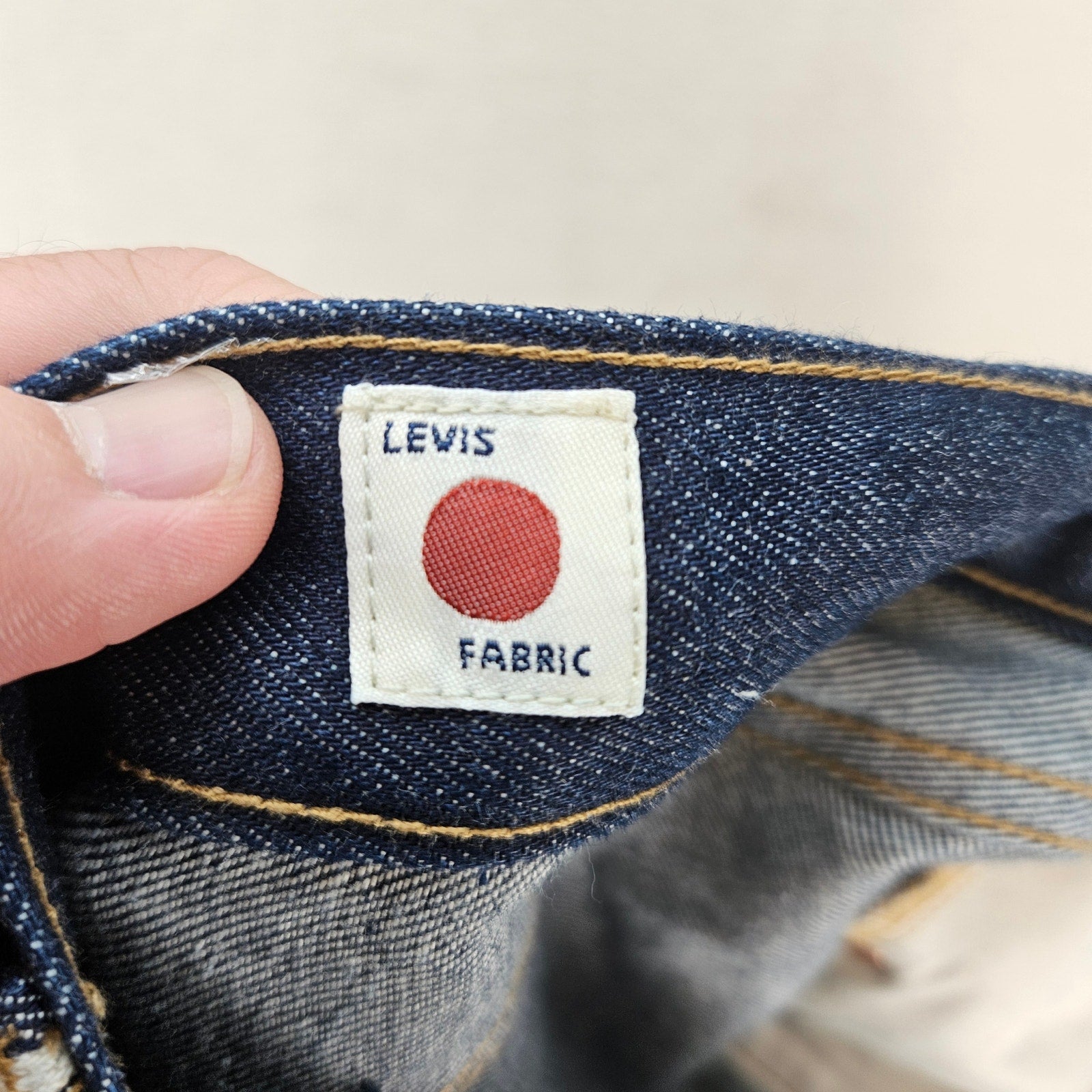 LEVI'S JAPANESE FABRIC WOMEN'S 32X30 BLUE TAB COLUMN JEANS NWT MOJ DARK WASH