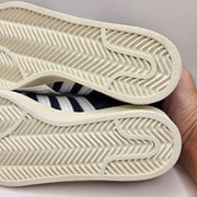 NO INSOLE ADIDAS MEN'S 5.5 CAMPUS 80S NAVY OFF WHITE FZ6153 LOW TOP SUEDE