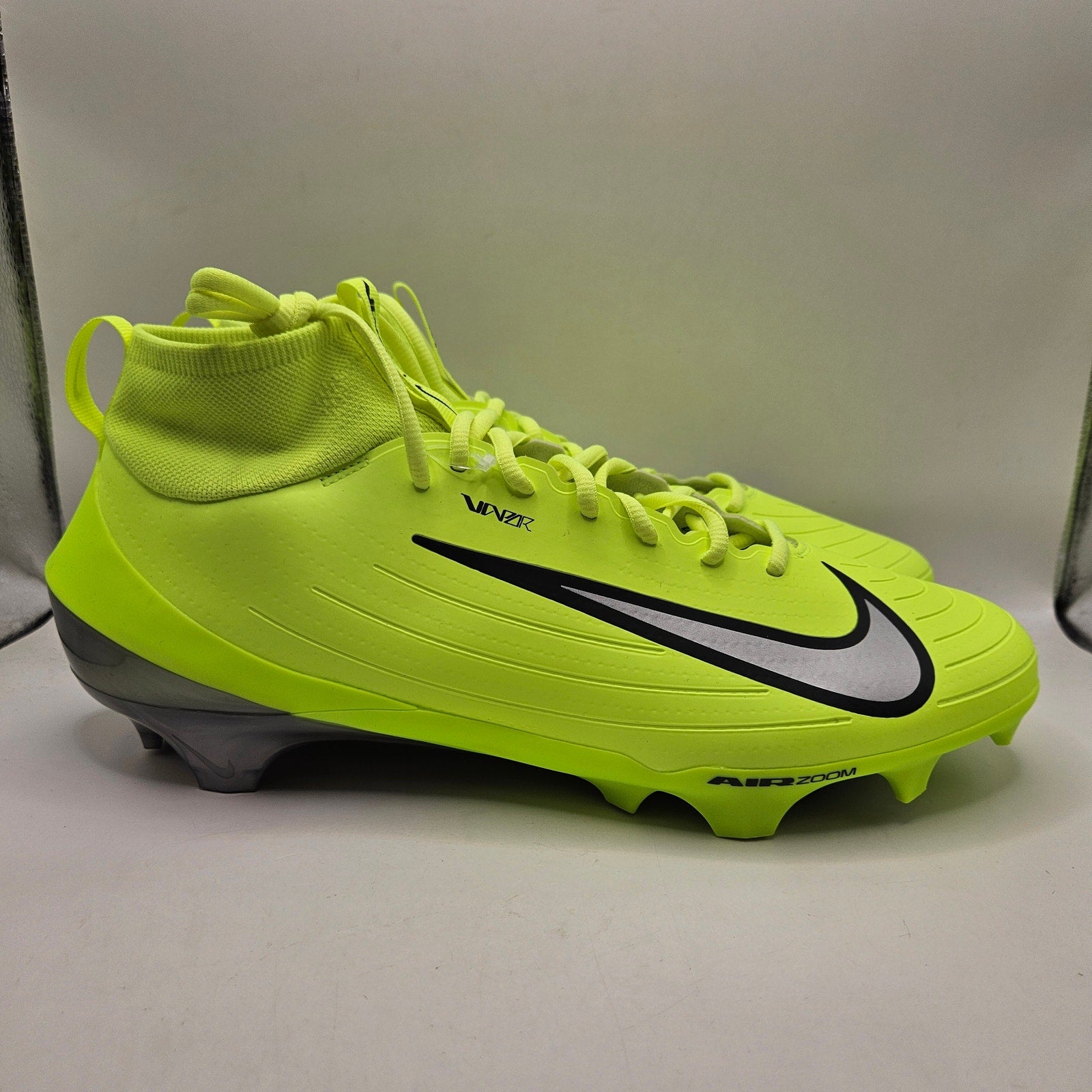NIKE MEN'S 13 VAPOR PRO 1 FOOTBALL CLEATS VOLT GREEN SILVER IQ5163-700 NWOB