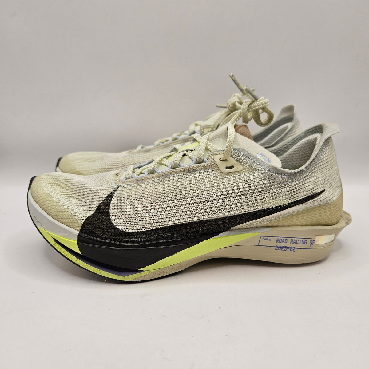 NIKE MEN'S 4.5 *CRACK SOLE ZOOMX STREAKFLY 2 CARBON SEA GLASS SEQUOIA HF6416-002