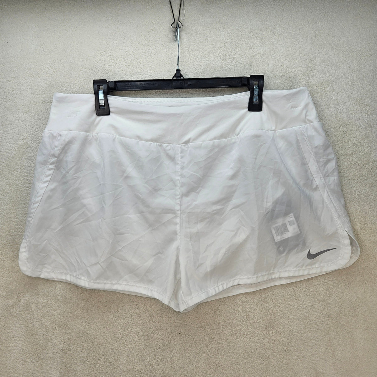 NIKE WOMEN'S XXL DRI FIT WHITE RUNNING SHORTS CJ2400-100 NWT