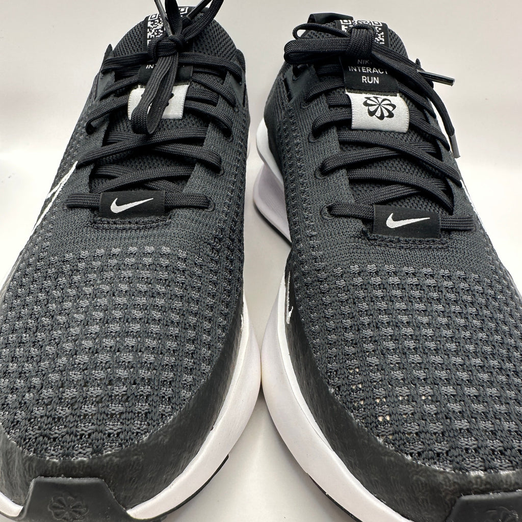 NIKE Women's 12 Interact Run Black/White Running Sneaker fd2292-003
