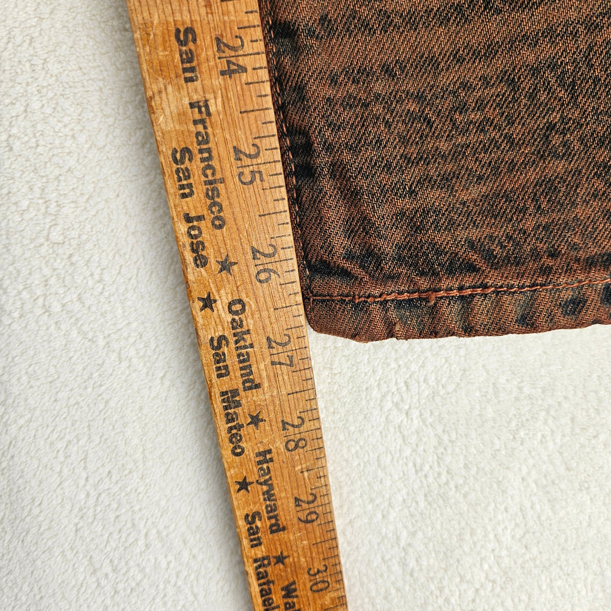 LEVI'S WOMEN'S 27 X EMMA CHAMBERLAIN 501 ORIGINAL JEANS TREE RINGS BROWN