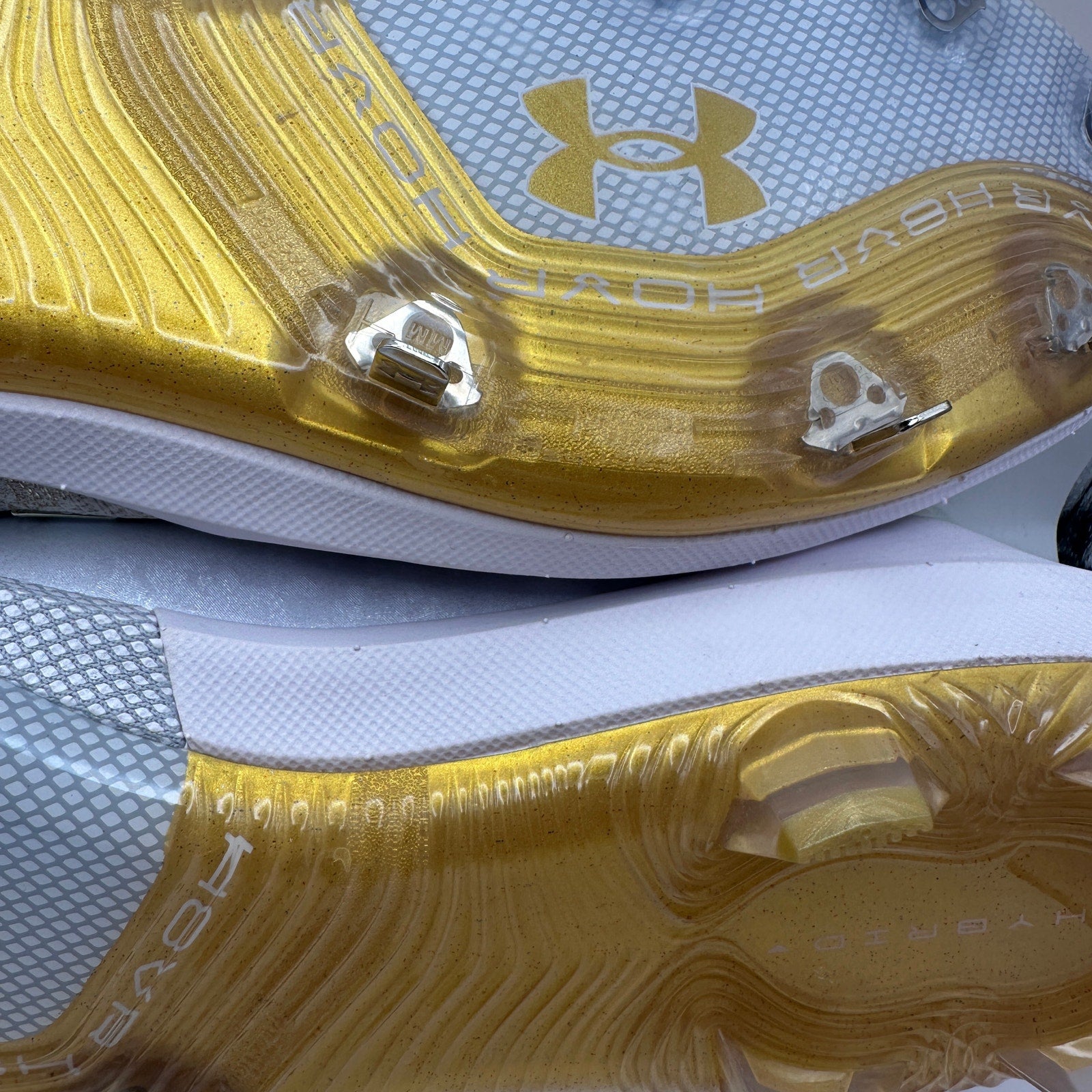 UNDER ARMOUR Men's 15 Harper 8 Low GT White Metallic Gold