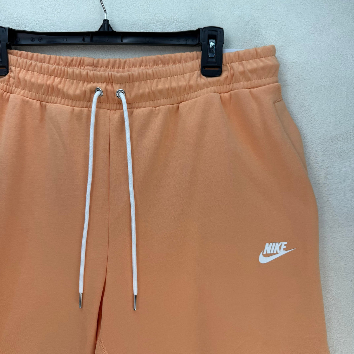 NIKE GENDER NEUTRAL X-LARGE COMFY ORANGE SHORTS DJ0377-805