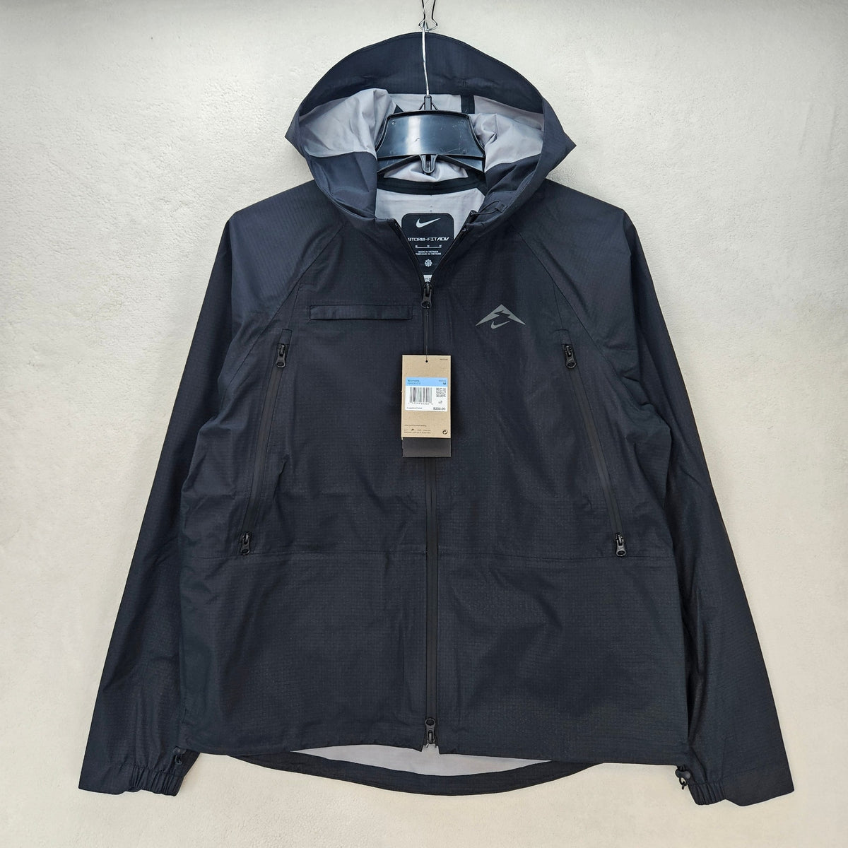 NIKE TRAIL WOMEN'S MEDIUM STORM FIT ADV RUNNING JACKET BLACK FV6406-010 NWT