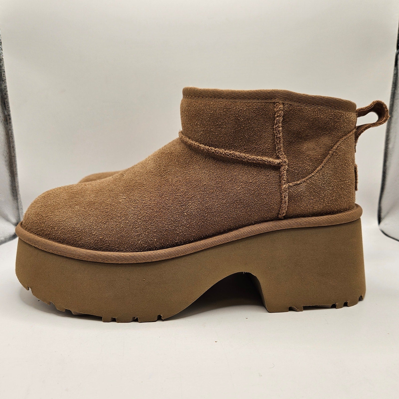 UGG WOMEN'S 9 ULTRA MINI HEIGHTS CHESTNUT SUEDE PLATFORM BOOTS 1158311 NWOB