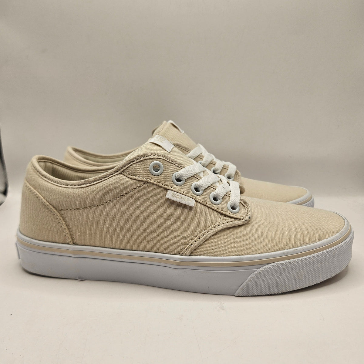 VANS WOMEN'S 9 ATWOOD SNEAKER SUMMER CANVAS TURTLEDOVE NWOB