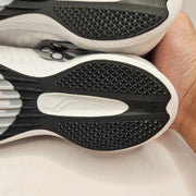 SAUCONY MEN'S 8 VELOCITY MP WHITE SILVER MID DISTANCE TRACK & FIELD S29099-01
