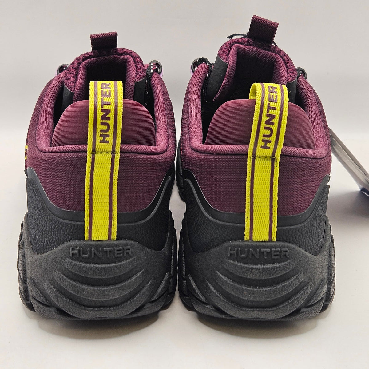 HUNTER WOMEN'S 8 SARA DARK PURPLE 500 HIKING SNEAKER WATERPROOF