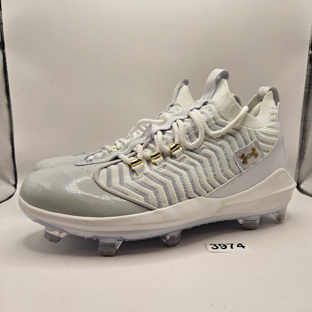UNDER ARMOUR MEN'S 13 HARPER 9 PRO TPU CLEATS WHITE GRAY GOLD 3027444-100 NWOB