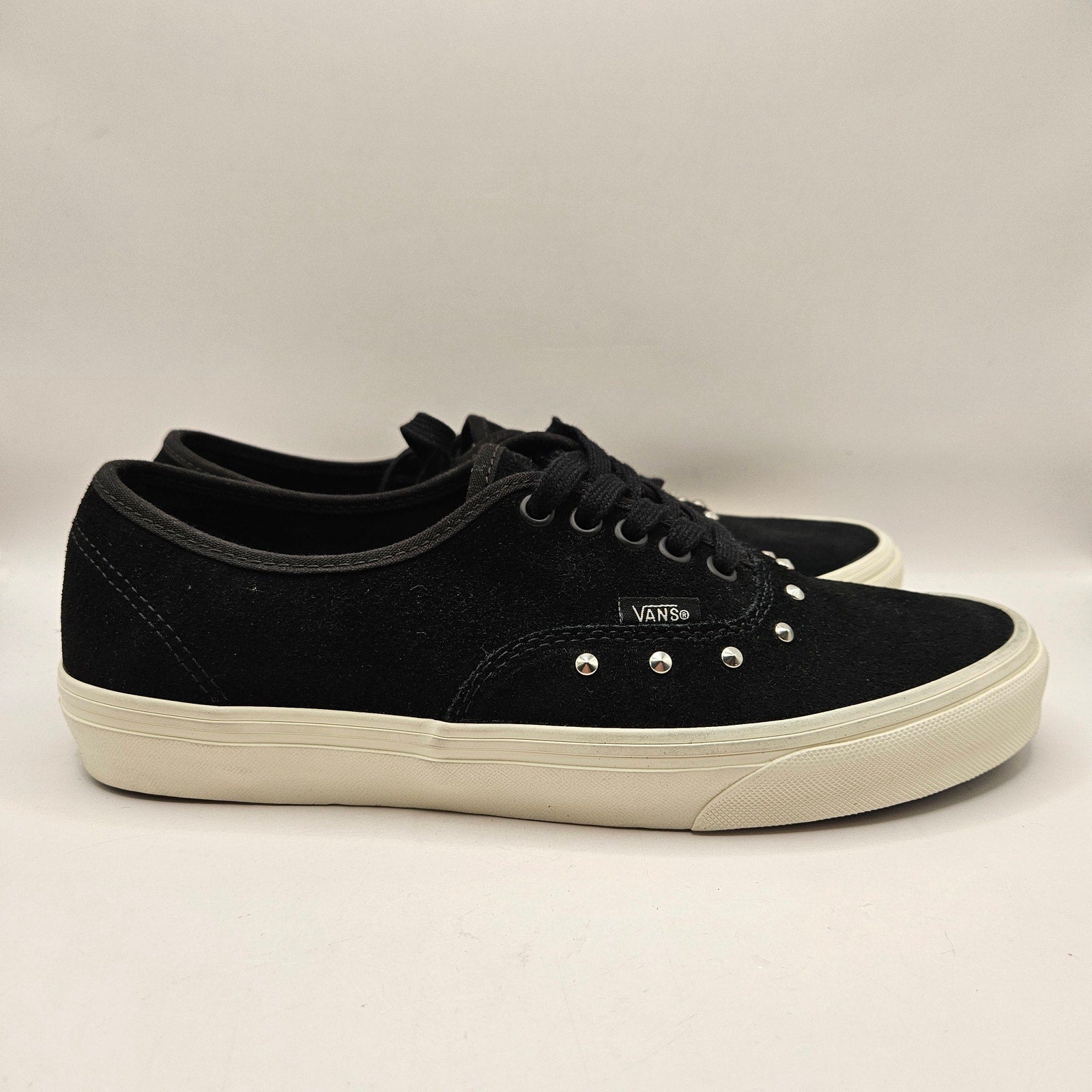 VANS MEN'S 8.5 AUTHENTIC SPIKE BLACK SUEDE WHITE GOTHIC VINTAGE NWOB