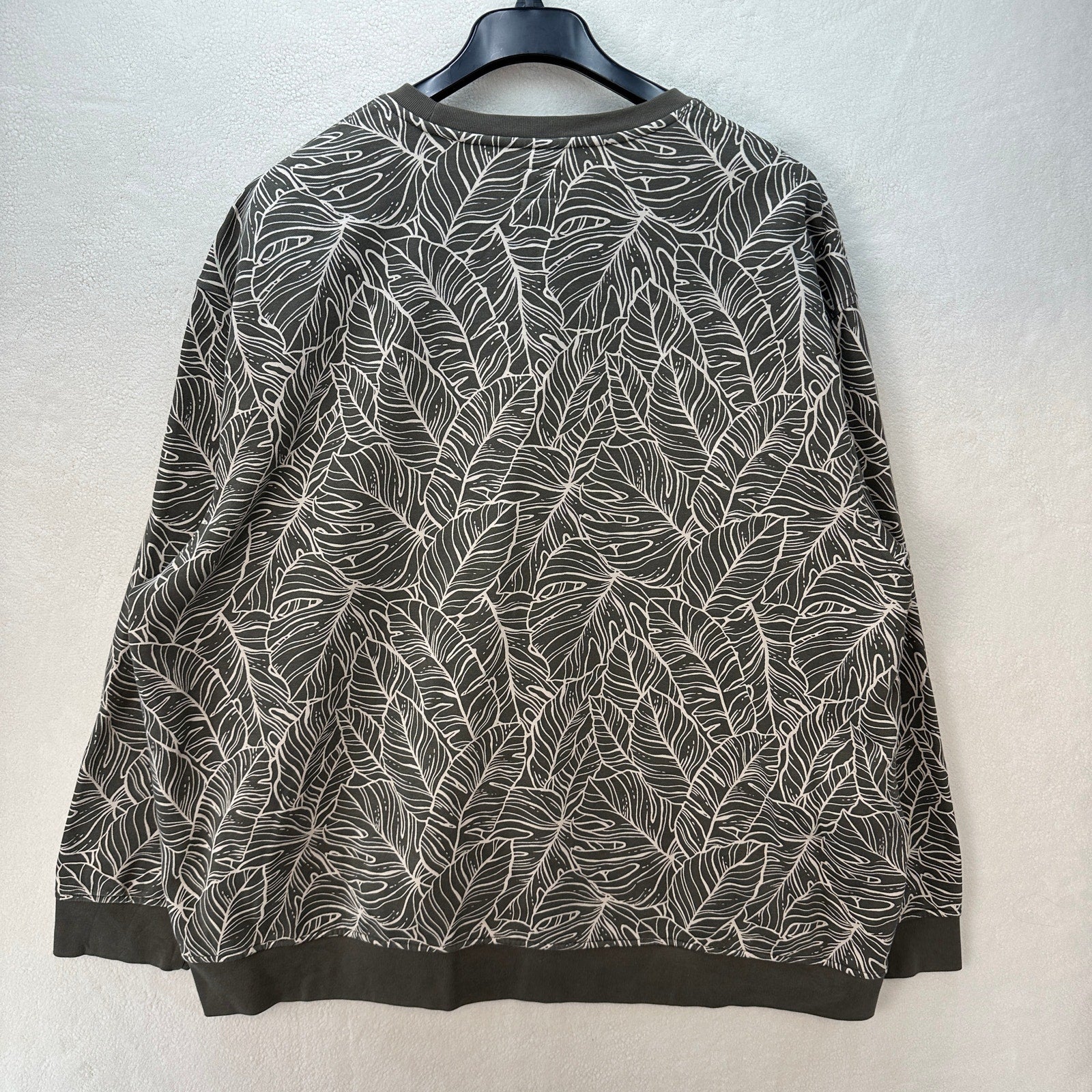 Levi's Men's Relaxed 3XL Olive Green Leaf Pattern Crewneck Sweatshirt