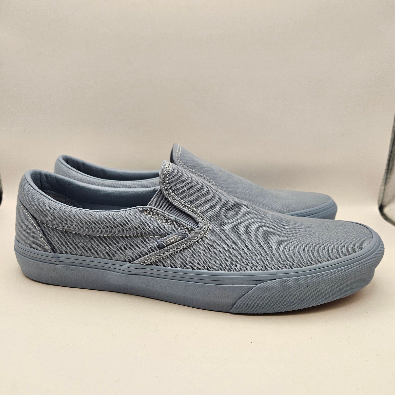 VANS MEN'S 11.5 CLASSIC SLIP ON PASTEL MONO DUSTY BLUE NWOB