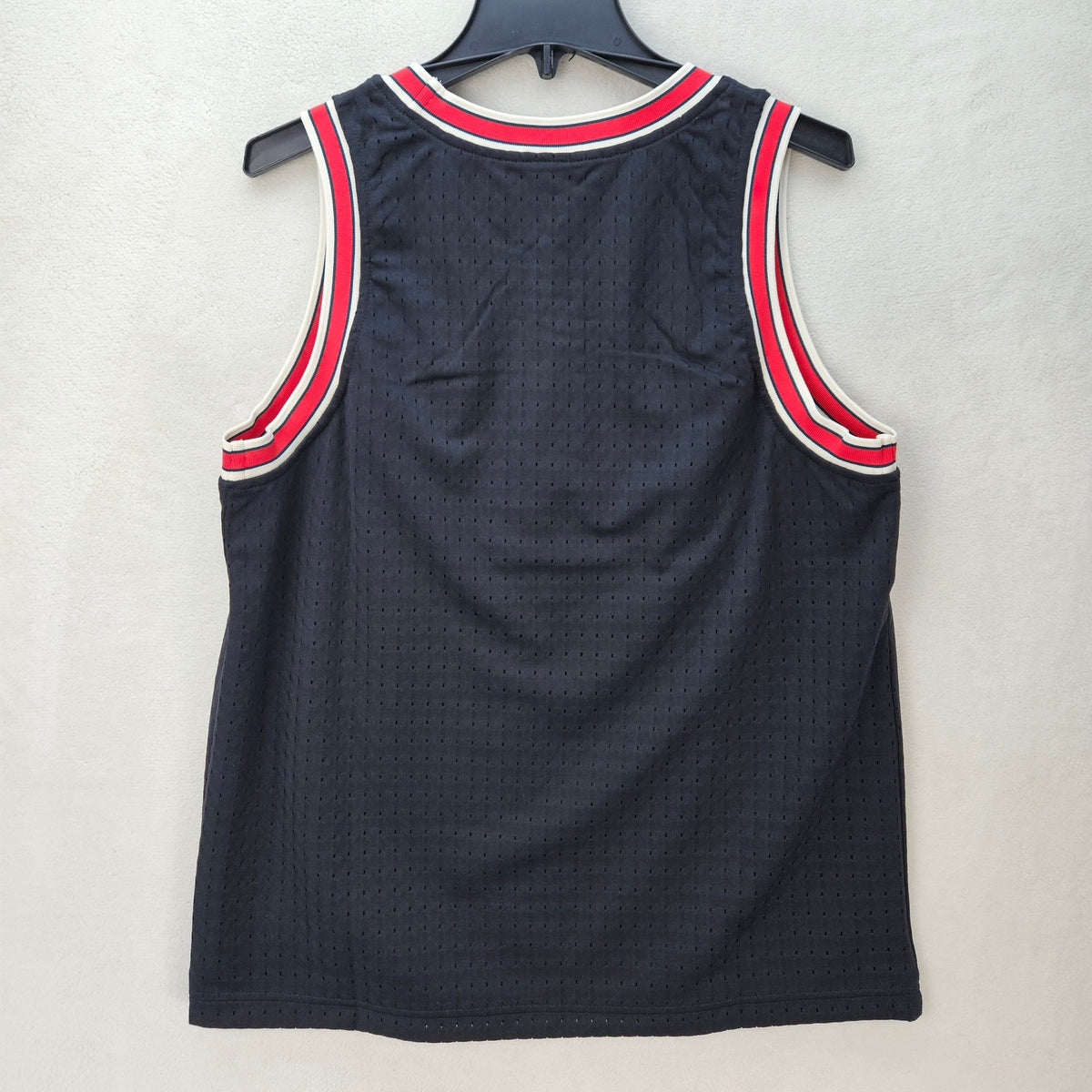 ADIDAS MEN'S MEDIUM ORIGINALS TREFOIL BLACK TANK SIDELINE JERSAEY KG2847 THICK