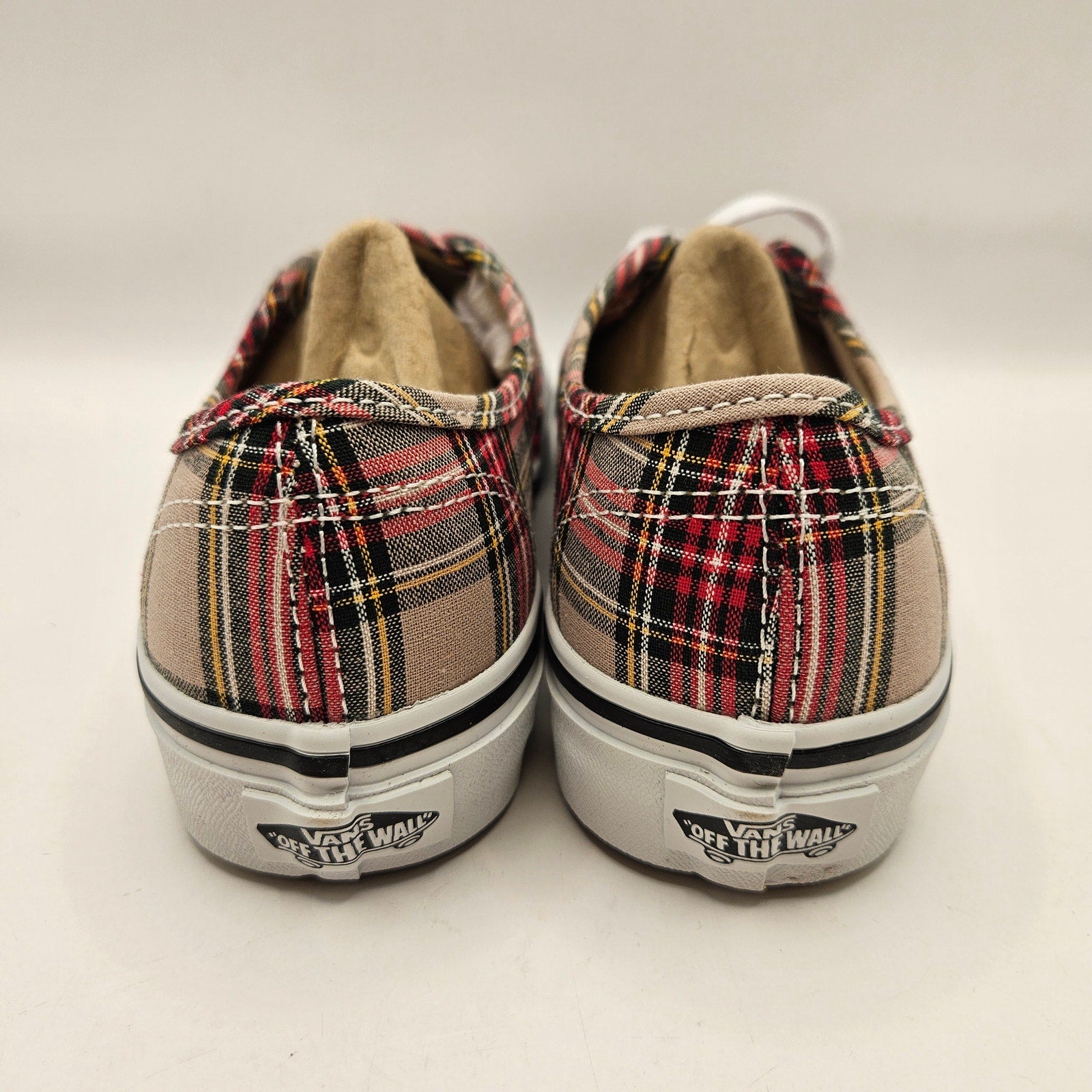 VANS WOMEN'S 6 AUTHENTIC TAN PLAID LOW TOP CANVAS SNEAKER NWOB
