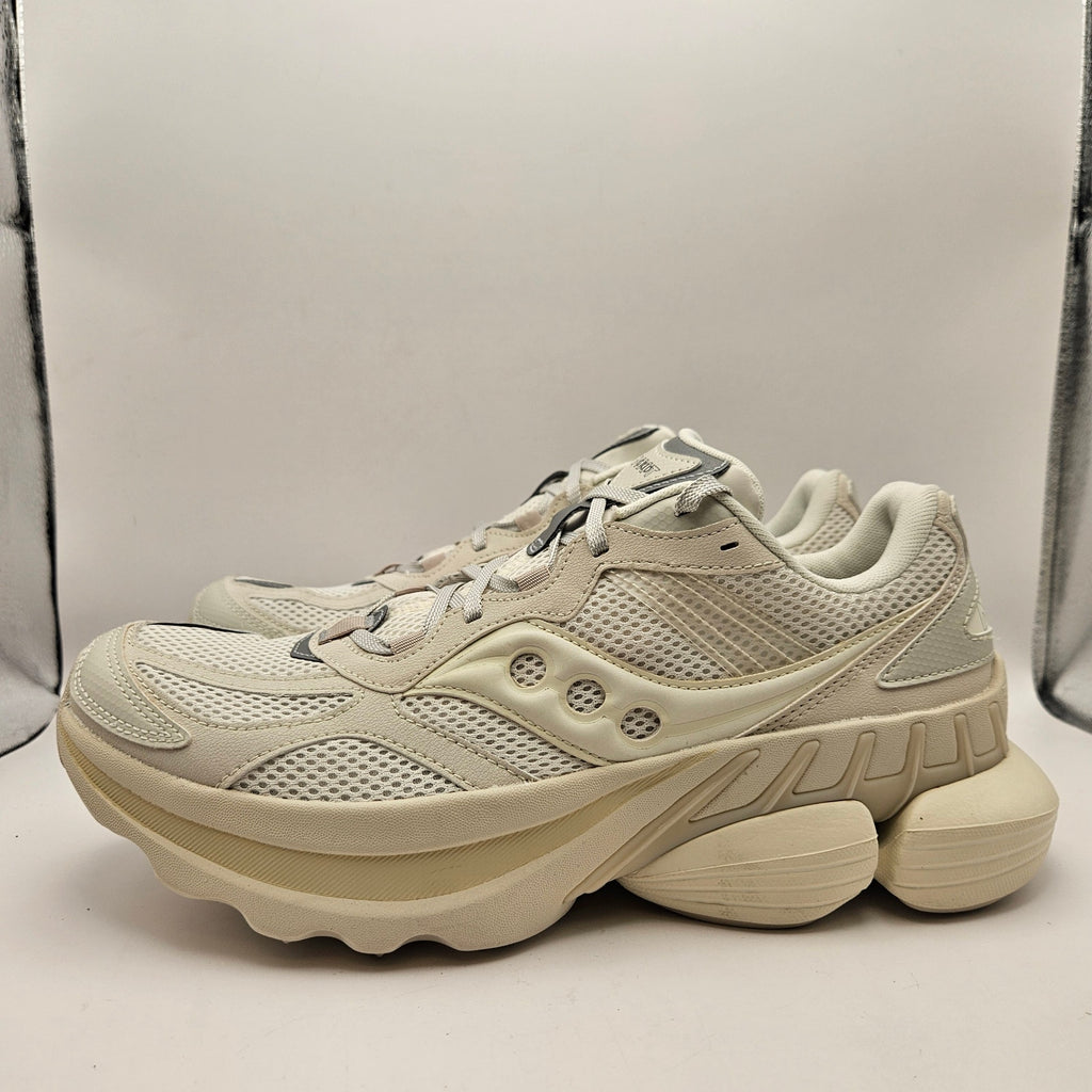 SAUCONY UNISEX 9.5 PROGRID TRIUMPH 4 CREAM IVORY MESH RUNNING SHOES NWOB