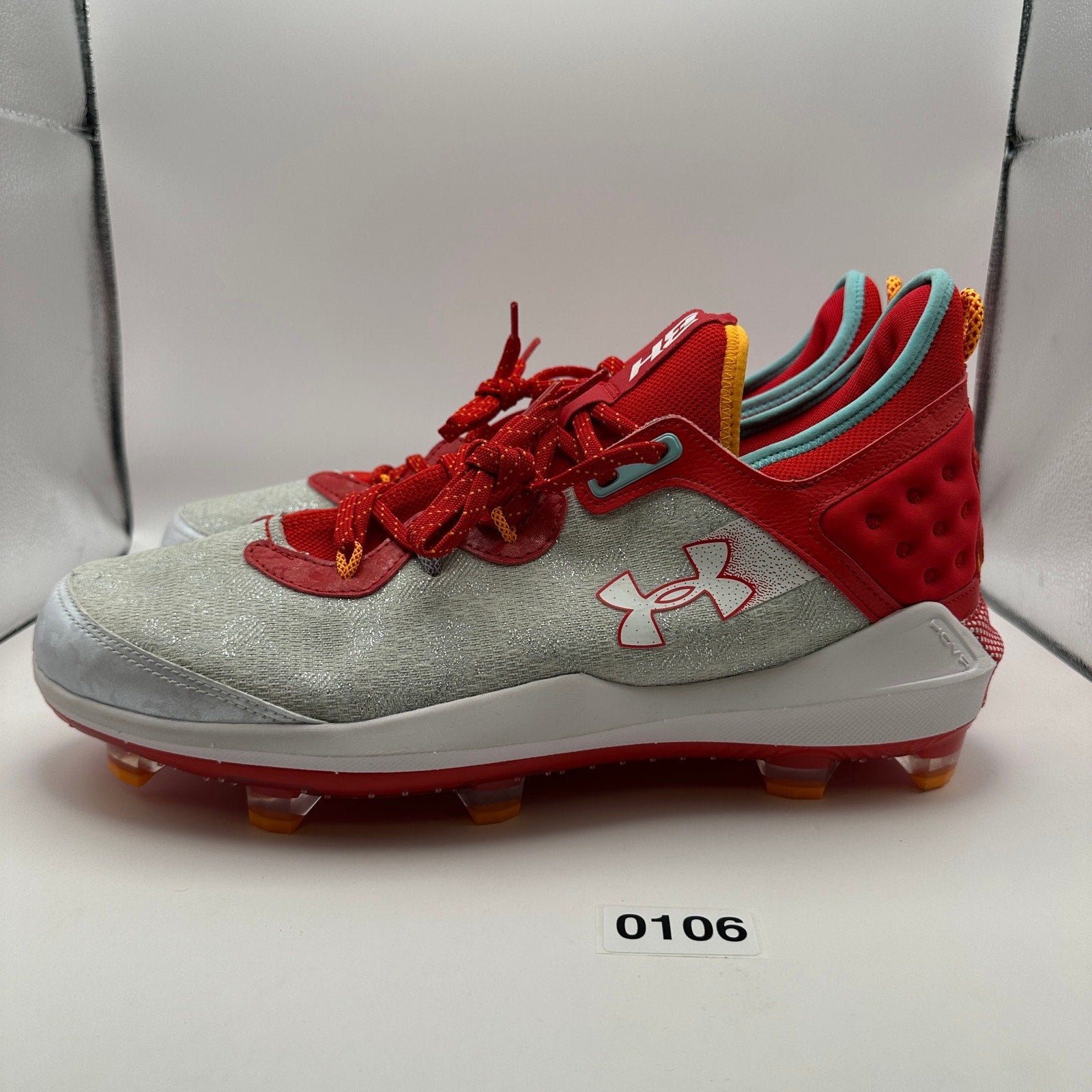 UNDER ARMOUR Harper 8 sz 14 Baseball Cleats 3026591-104