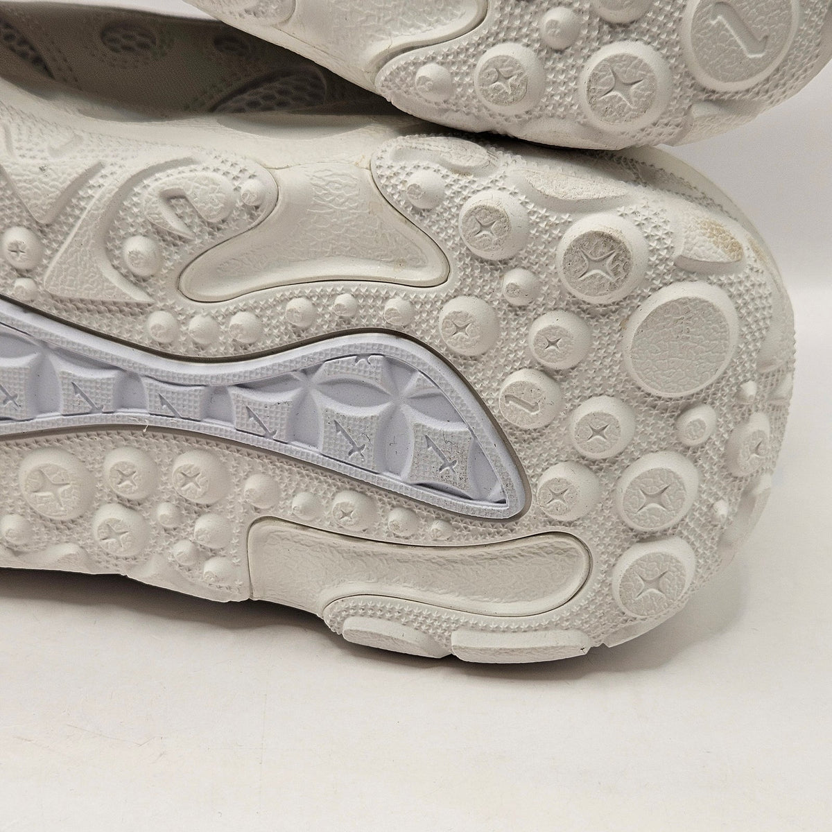 PUMA MEN'S 11 LA FRANCE WHITE GLOW SILVER MIST LOW TOP MESH SNEAKER 312274-02