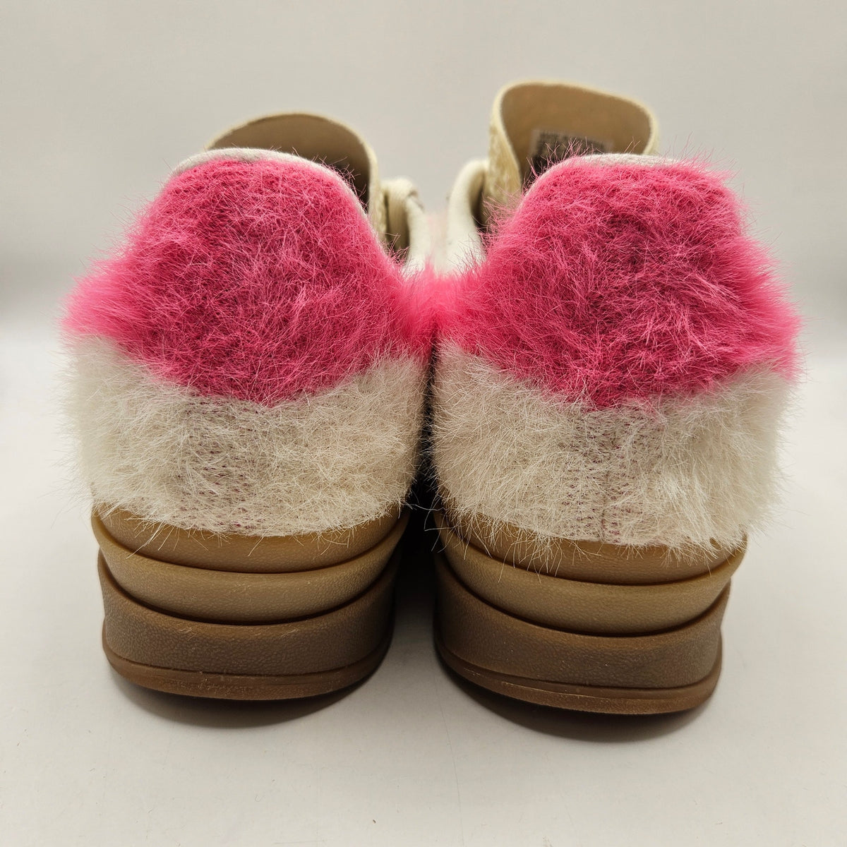 ADIDAS ORIGINALS WOMEN'S 9 GAZELLE BOLD CREAM WHITE PINK FUR PLATFORM JS3908