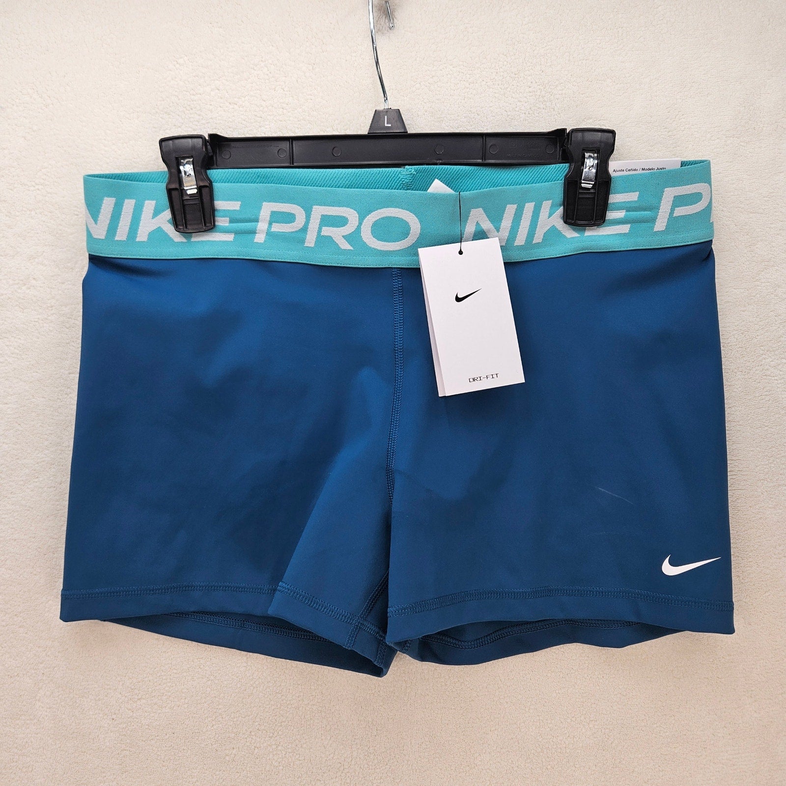 NIKE WOMEN'S XL DRI FIT COMPRESSION TRAINING SHORTS BLUE NWT CZ9857-404