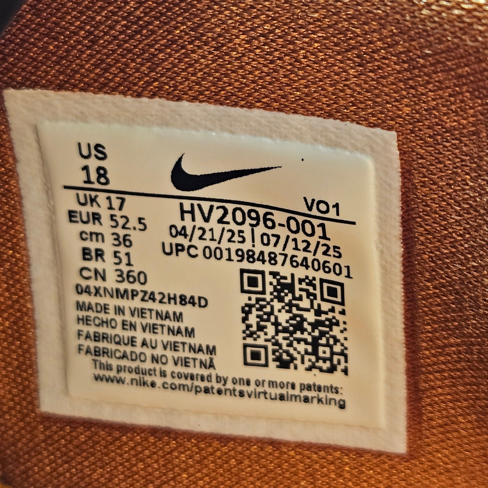 NIKE MEN'S 18 BOOK 1 BLACK WHITE AIR SAFARI RETRO BASKETBALL HV2096-001 NWOB