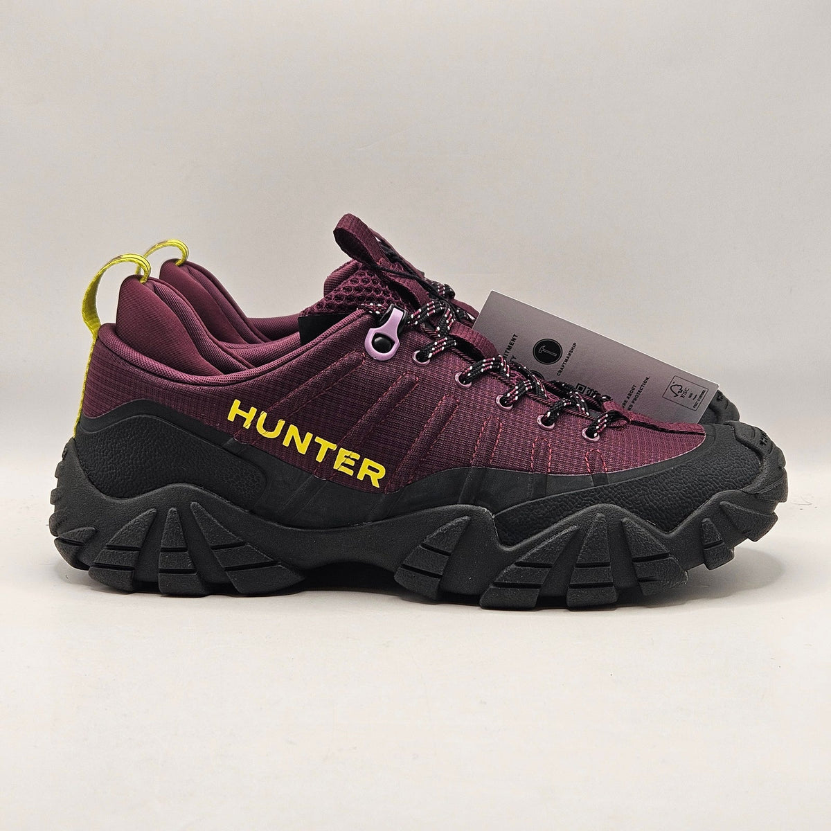 HUNTER WOMEN'S 8 SARA DARK PURPLE 500 HIKING SNEAKER WATERPROOF