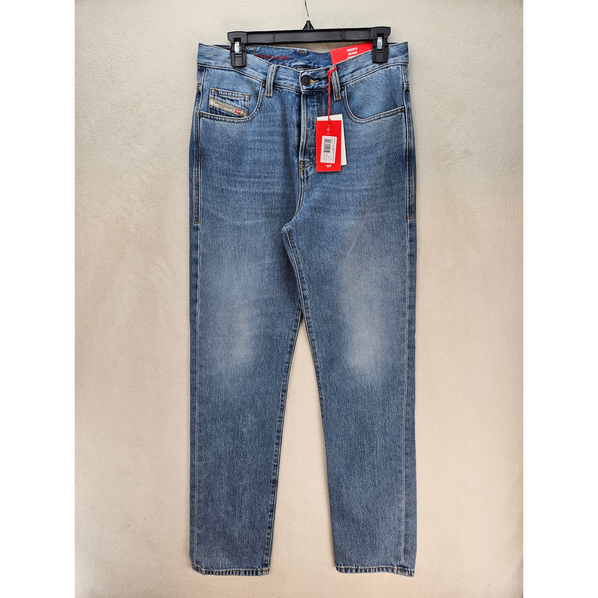 DIESEL MEN'S 30X34 D-VIKER STRAIGHT LEG TROUSER JEANS MEDIUM WASH NWT
