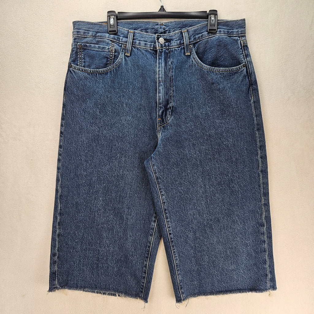 LEVI'S 478 DENIM MEN'S 36 BLUE SHORTS RELAXED FIT CUT OFF JEAN JORTS NWOT