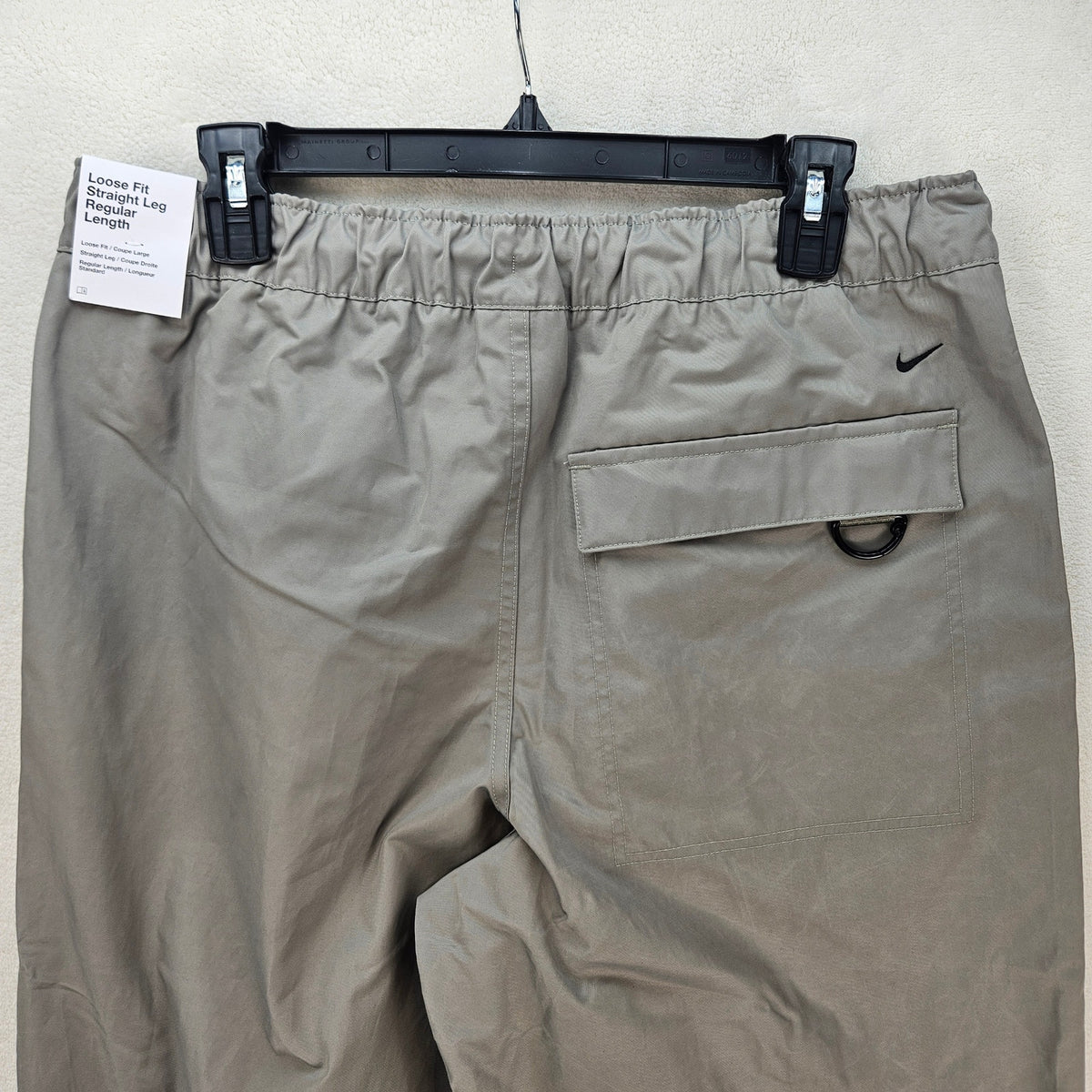 NIKE MEN'S MEDIUM TECH WOVEN PANTS LIGHT ARMY GREEN HJ0647-320 NWT