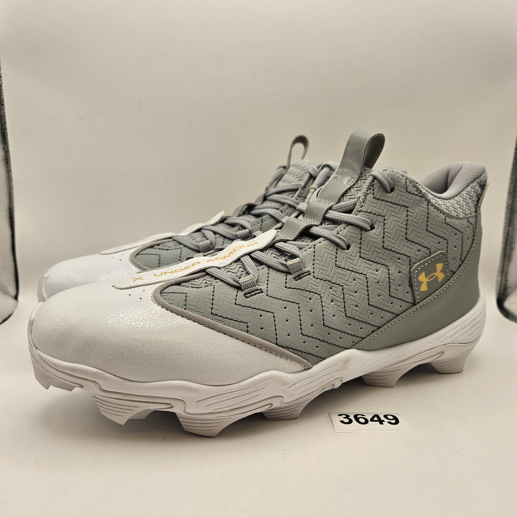 UNDER ARMOUR MEN'S 11.5 BASEBALL CLEATS WHITE GRAY GOLD METALL FREE MOLDED NWOB
