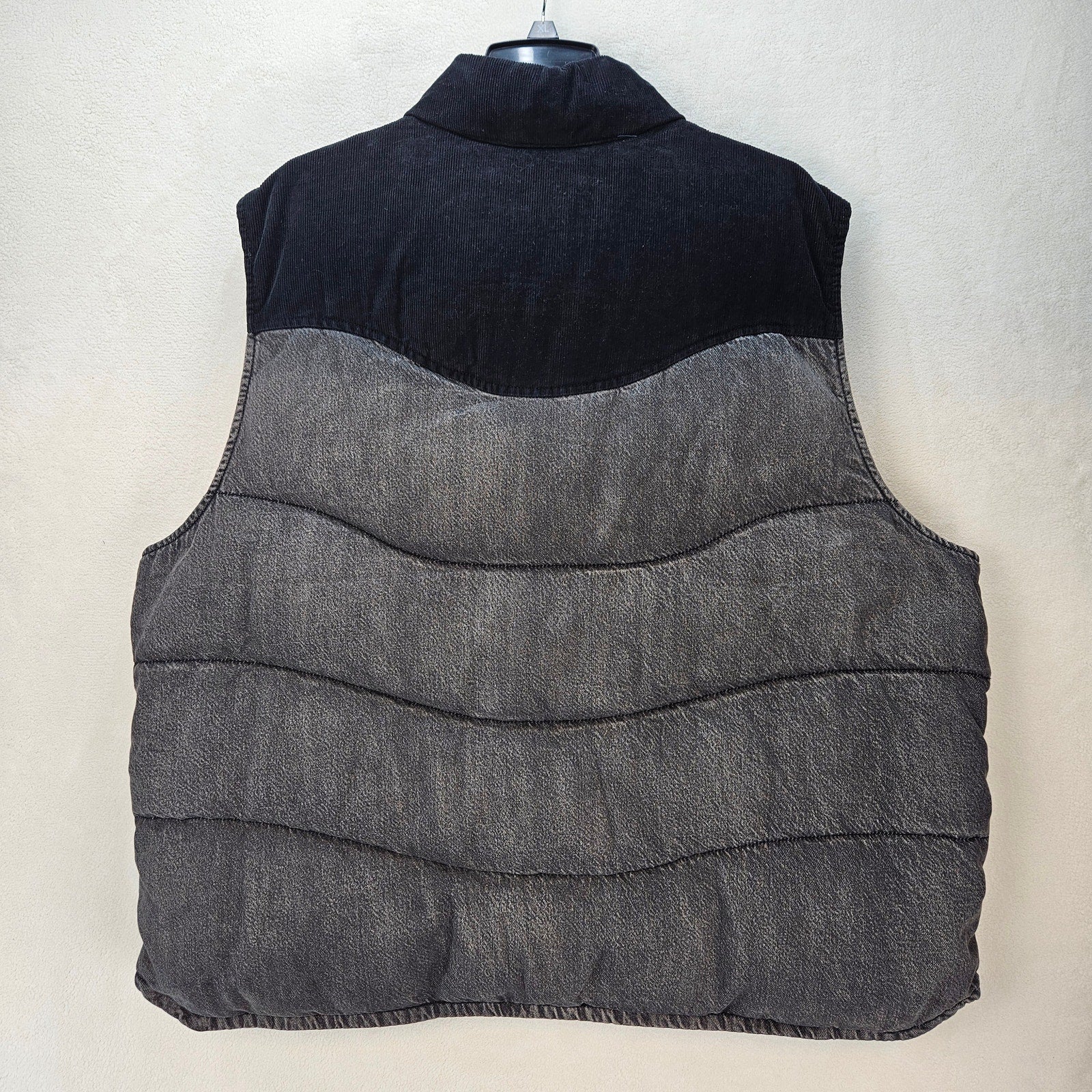 LEVI'S MEN'S XXL WILD WEST DENIM CORDUROY DOWN FILL VEST HAMILTON HEIGHTS BLACK