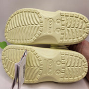 CROCS M4 W6 CLASSIC CLOG ATMOSPHERE BONE BEIGE UNISEX COMFORT SHOES NWT