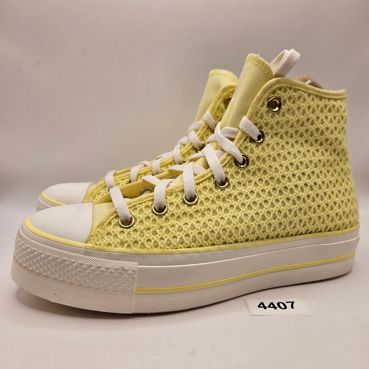 CONVERSE WOMEN'S 8.5 CHUCK TAYLOR ALL STAR LIFT HI PLATFORM LEMON SLUSHY A14967C