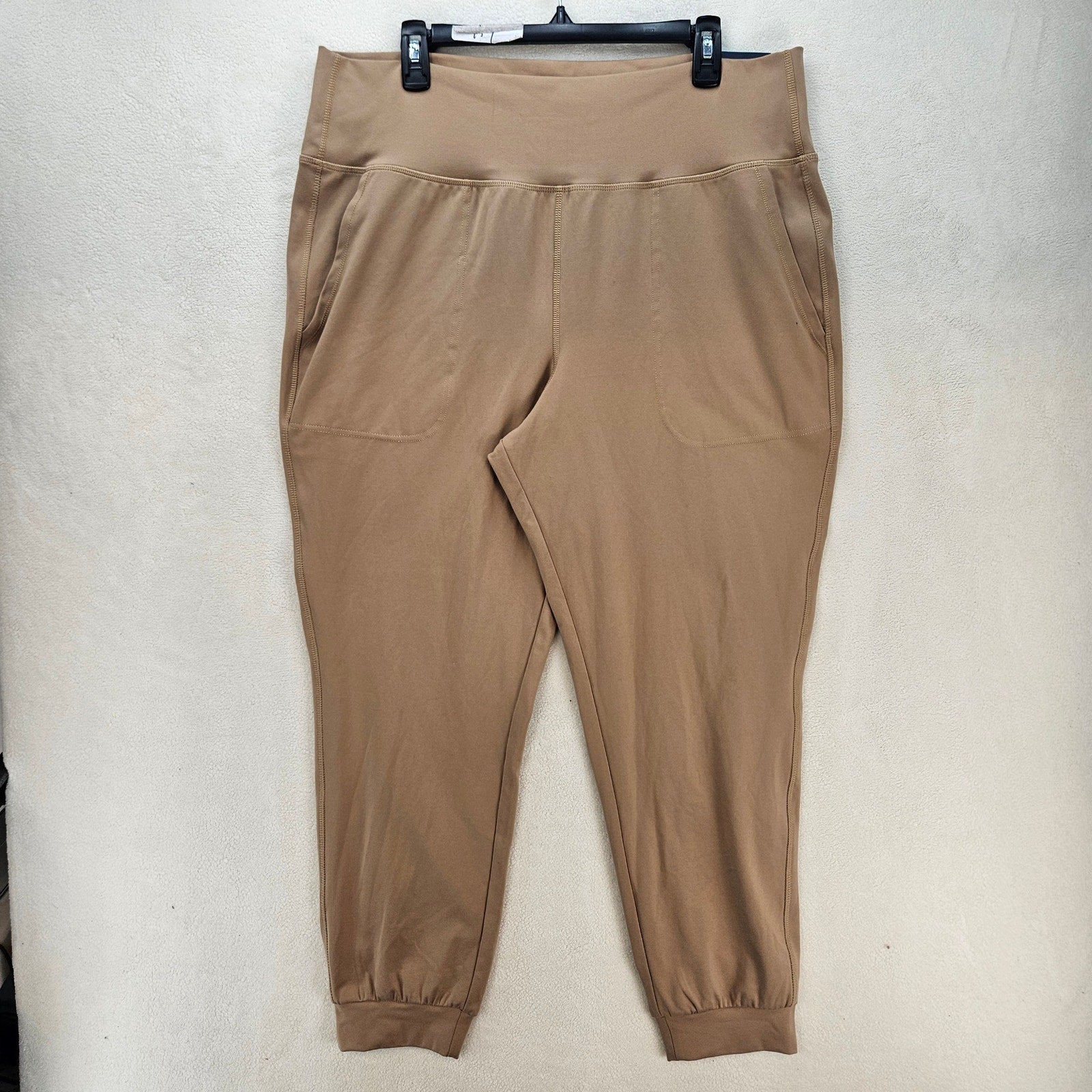 DSG WOMEN'S XXL SAHARA SAND MOMENTUM HIGH RISE JOGGER NWT