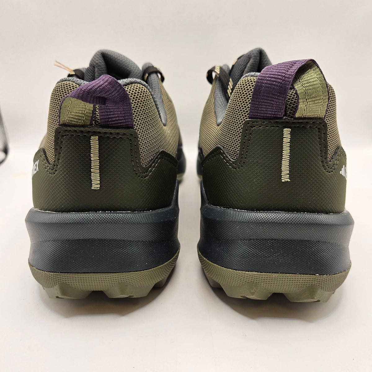 ADIDAS MEN'S 11 TERREX SKYCHASER AX5 GORE-TEX HIKING SHOES GREEN JQ2224