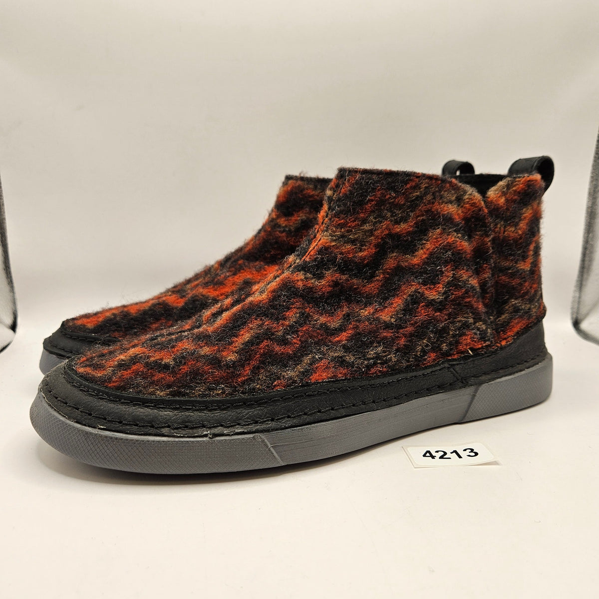 CLARKS MEN'S 10.5 GERALD ANKL BOOT SLIPPERS ORTHOLITE CHELSEA WOOL