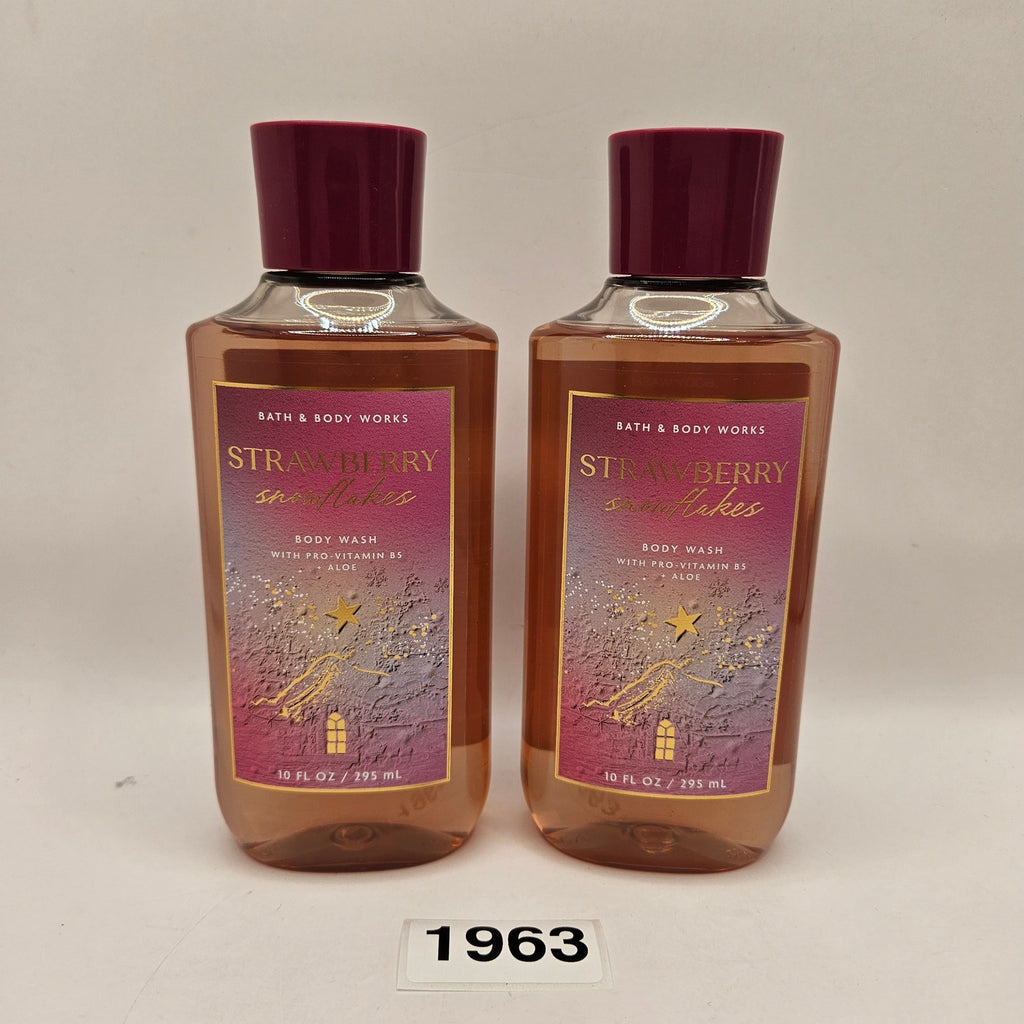 BODY & BODY WORKS STRAWBERRY SNOWFLAKES 2PK 10oz X2 NEW BODY WASH