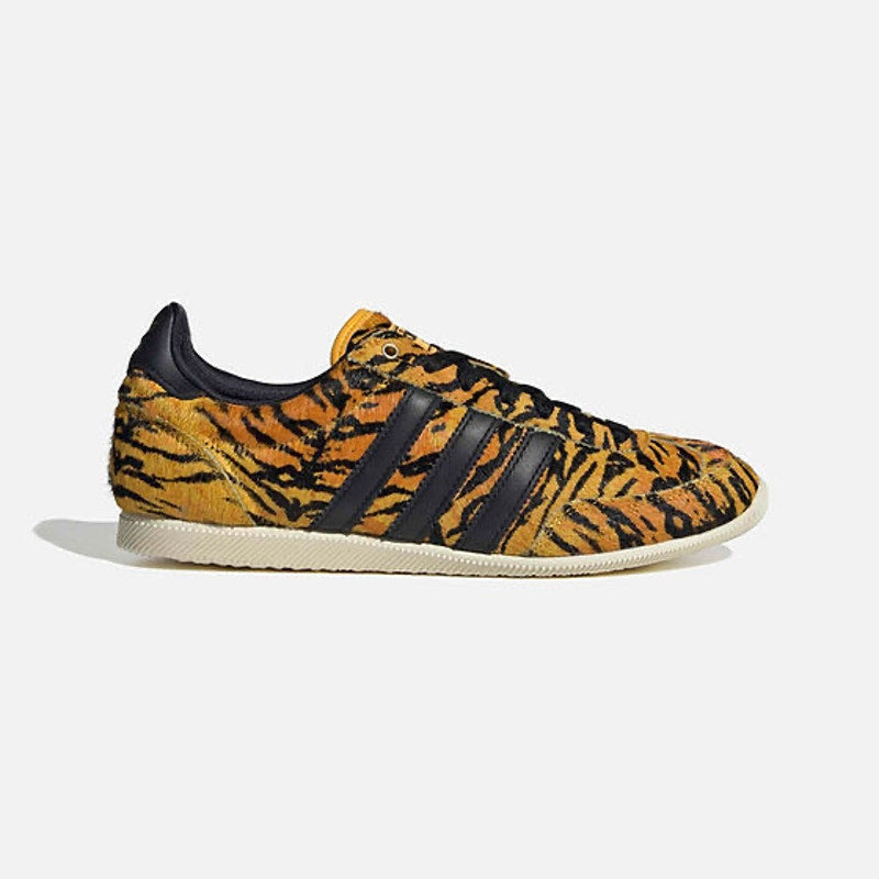 ADIDAS ORIGINALS WOMEN'S 7.5 JAPAN TIGER PRINT YELLOW BLACK KI6545 FUR NWOB