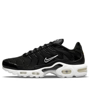 NIKE WOMEN'S 6 AIR MAX PLUS BLACK WHITE LOW TOP SNEAKERS DM2362-001