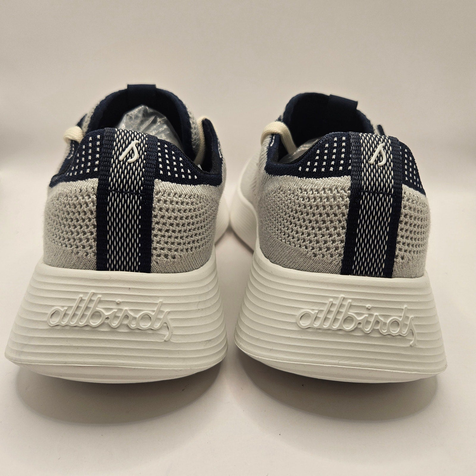 ALLBIRDS MEN'S 8 OFF WHITE TREE RUNNER GO GRAY NAVY NWOB