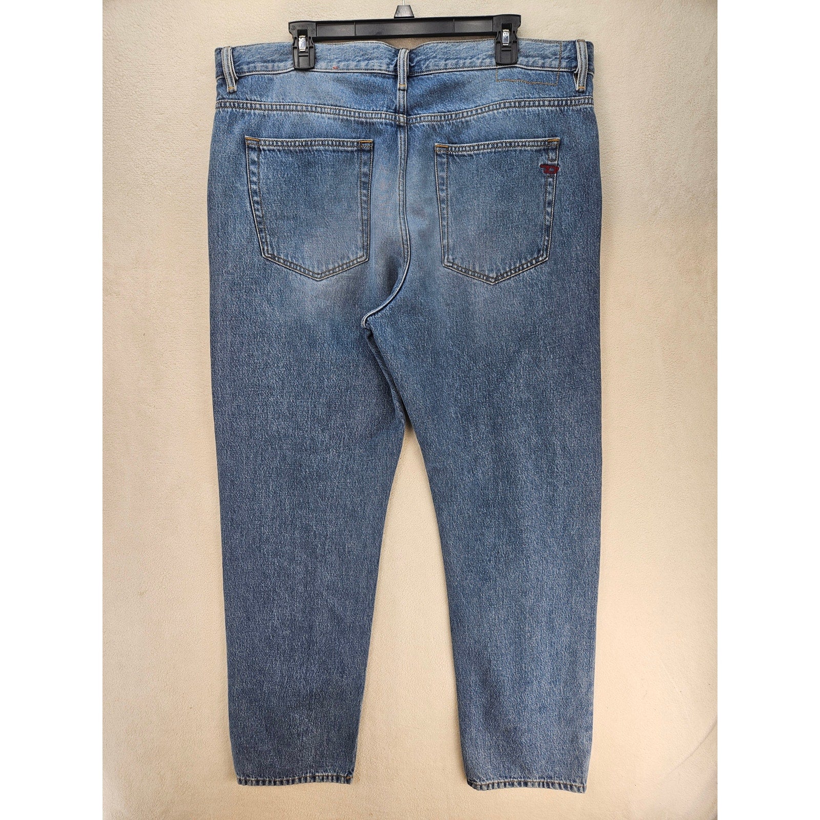 DIESEL MEN'S 38X32 D-VIKER L32 JEANS LIGHT WASH STRAIGHT LEG DENIM PANTS NWOT