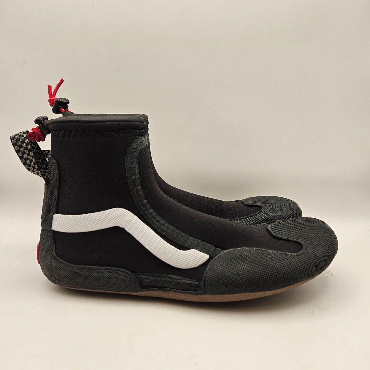 VAN'S WOMEN'S 8.5 SURF BOOT MID 2MM COOL WATER SURFING NWOB