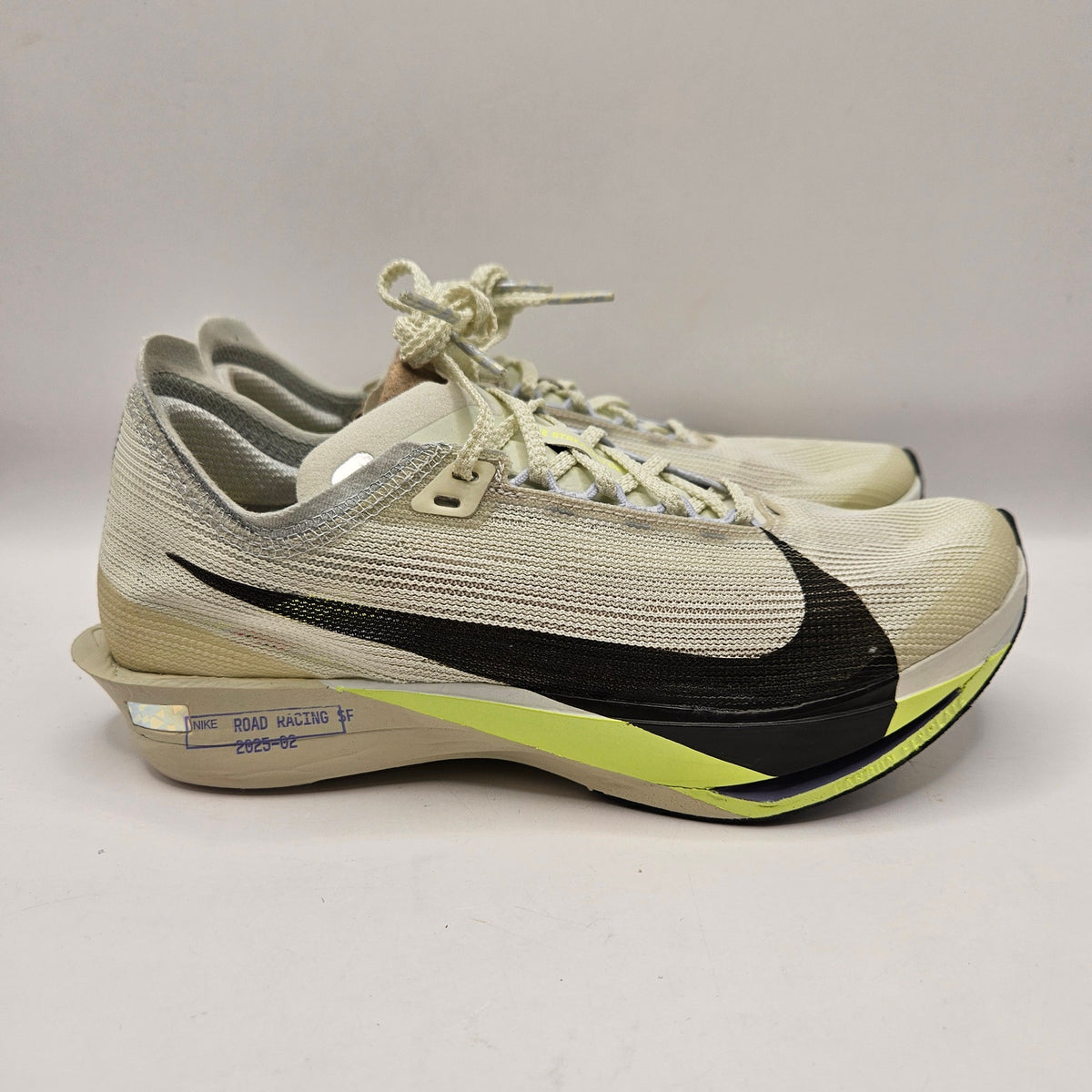 NIKE MEN'S 4.5 *CRACK SOLE ZOOMX STREAKFLY 2 CARBON SEA GLASS SEQUOIA HF6416-002
