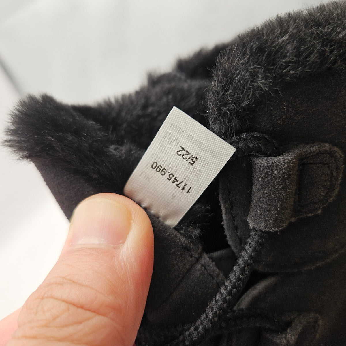 HELLY HANSEN WOMEN'S 6 WINTER BOOTS BLACK FAUX FUR LINED COLD WEATHER SNOW NWOB