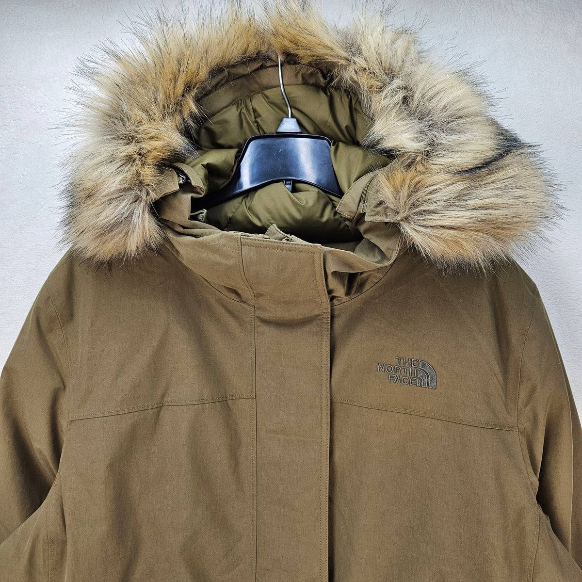 THE NORTH FACE WOMEN'S XXL MILITARY OLIVE GREEN ARCTIC PARKA II DOWN FUR