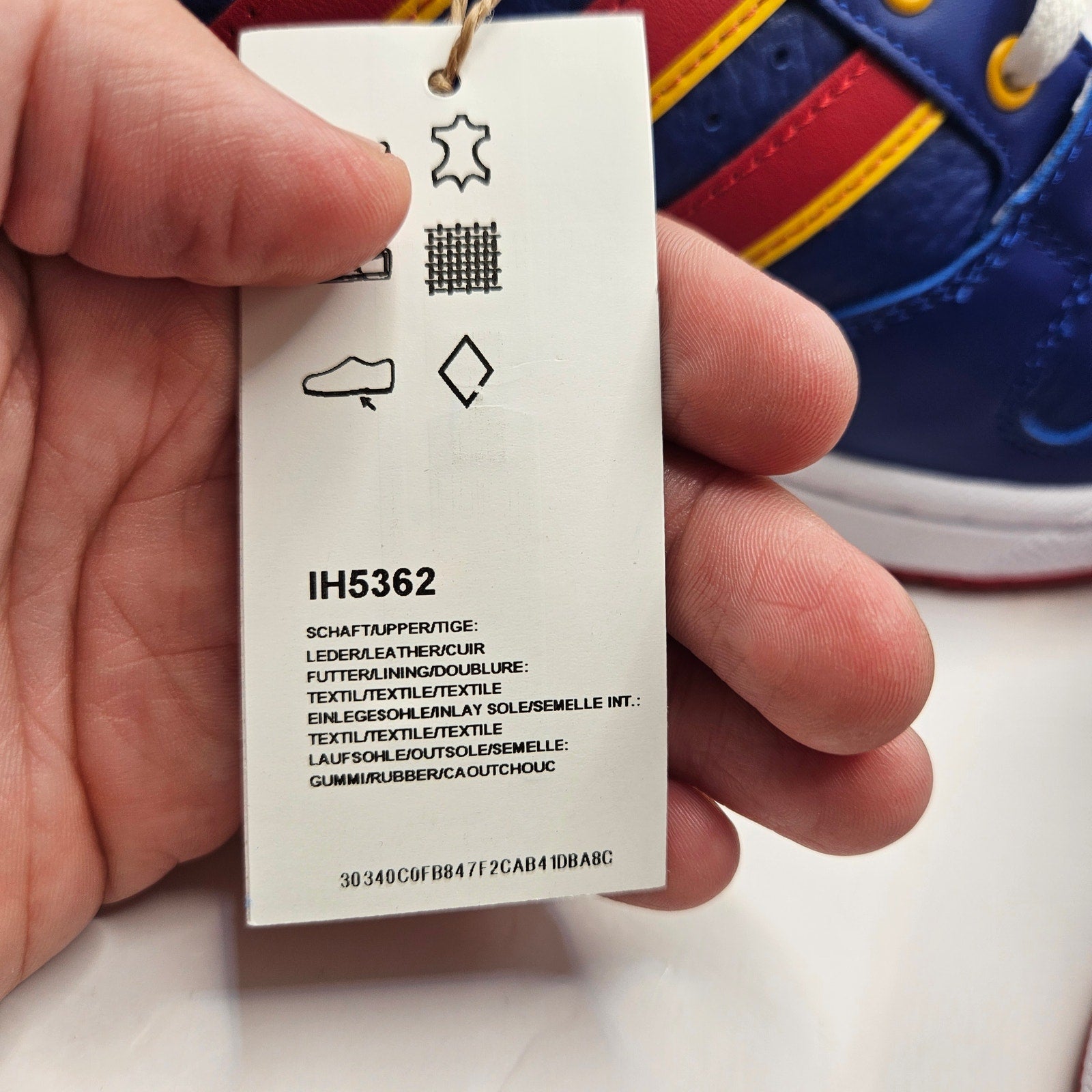 ADIDAS ORIGINALS MEN'S 11.5 CENTENNIAL RM UNIVERSITY OF KANSAS JAYHAWKS IH5362