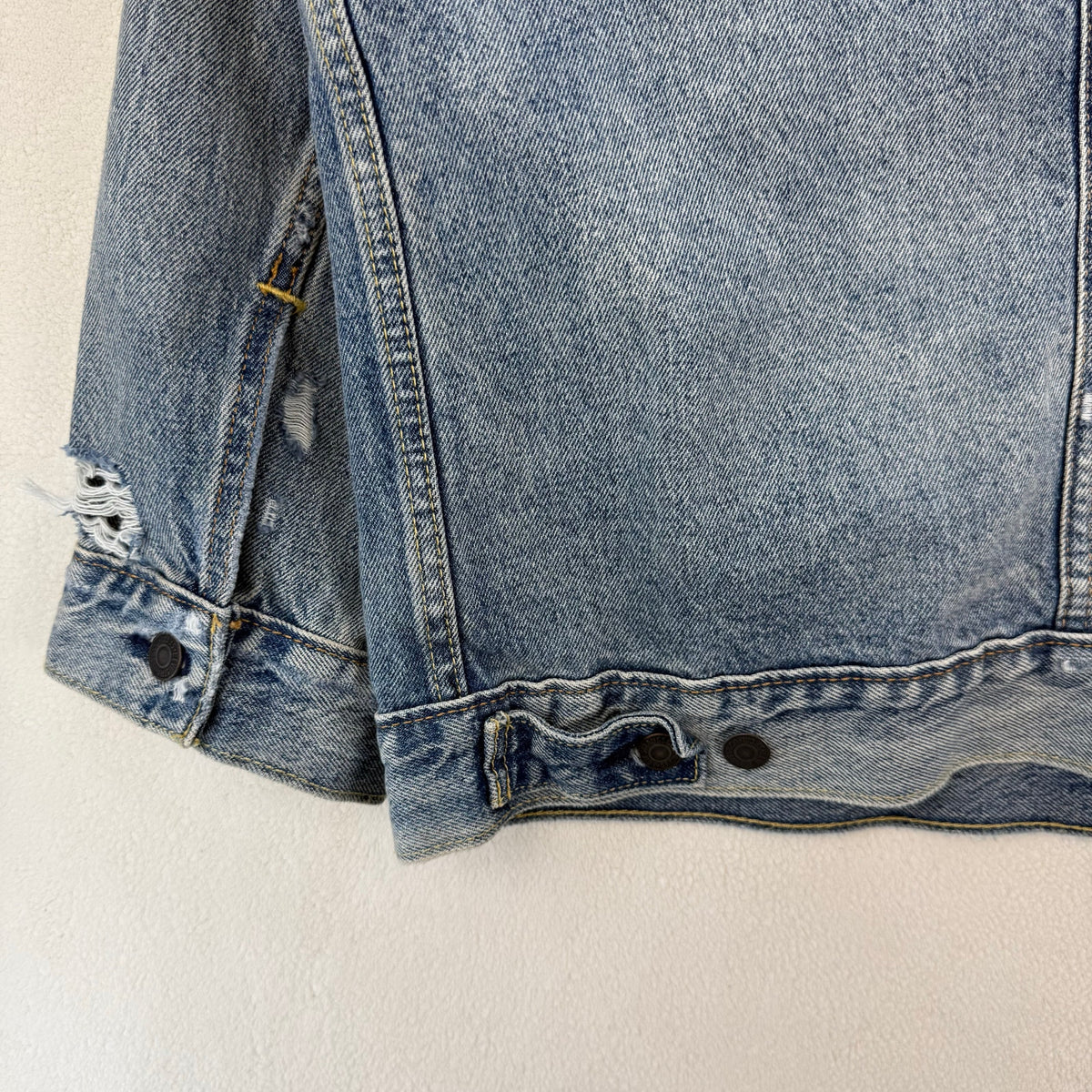 LEVI'S MEN'S 3XL TRUCKER DENIM JACKET WASH BLUE A57820006